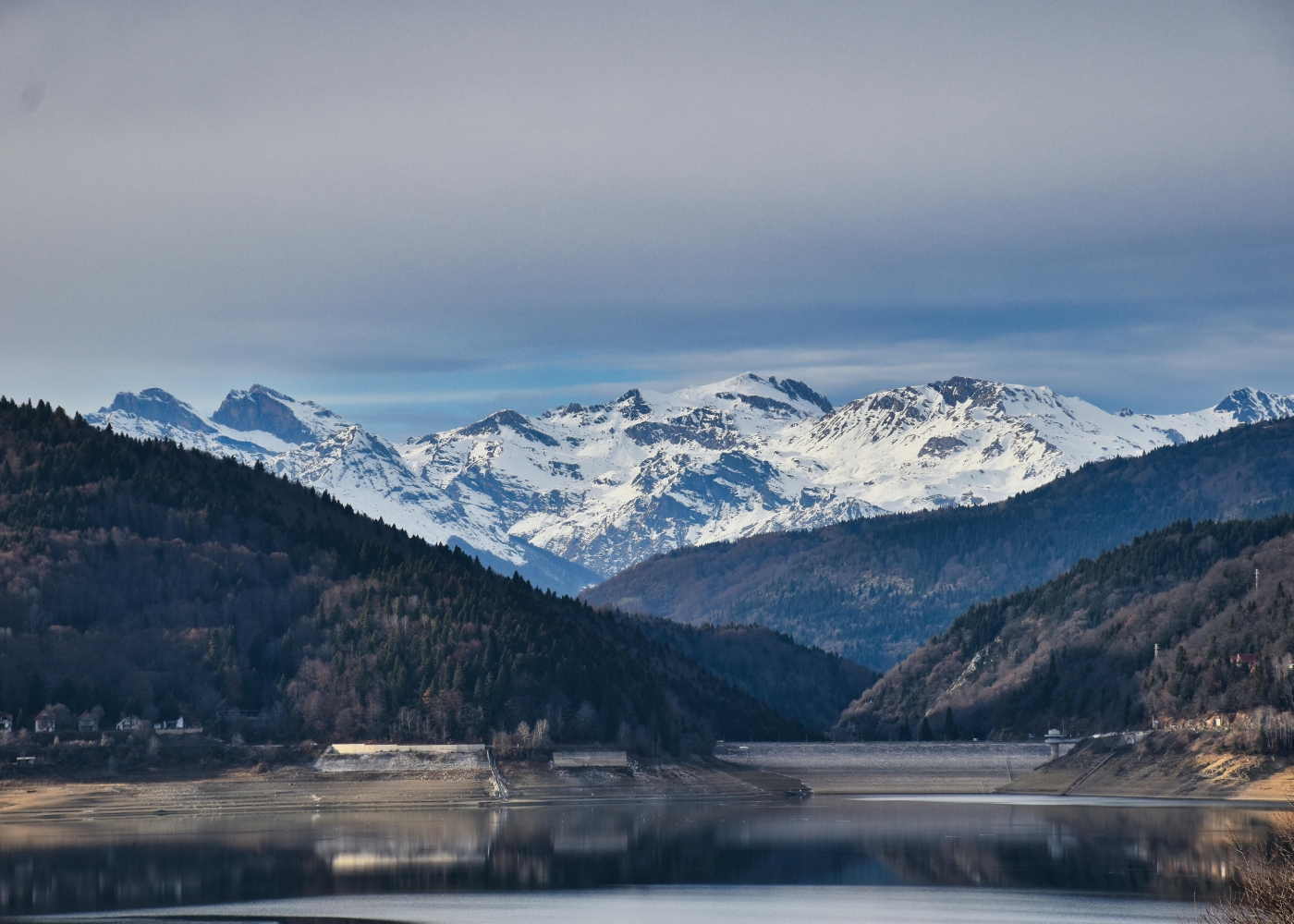 All-on-6 Full Mouth Dental Implants + 5-Day Mountain & Nature Experience